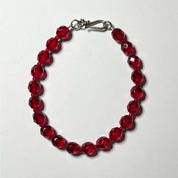 Vintage Red Ruby Glass Bead Necklace And Bracelet Set Silver Plate Hook Closure - Picture 3 of 4